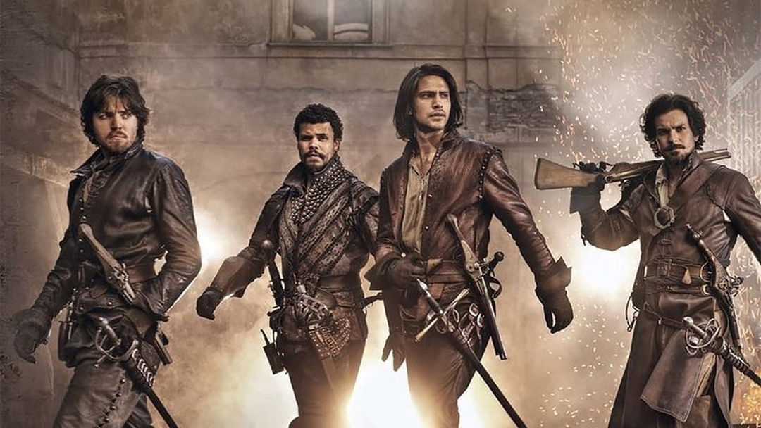 «Los Tres Mosqueteros», con placa y pistola