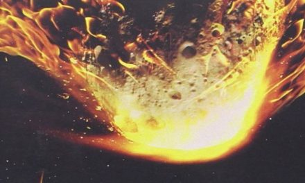 «El Martillo de Lucifer» (Larry Niven y Jerry Pournelle, Tyrannosaurus Books)