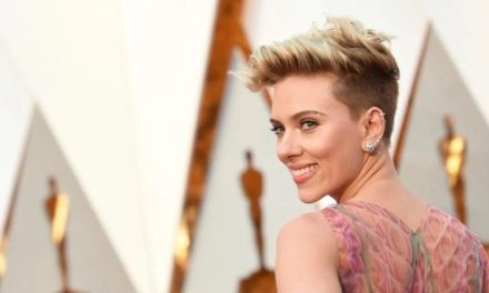 ¡Atención, chicos! ¡Scarlett Johanson vuelve a estar soltera!