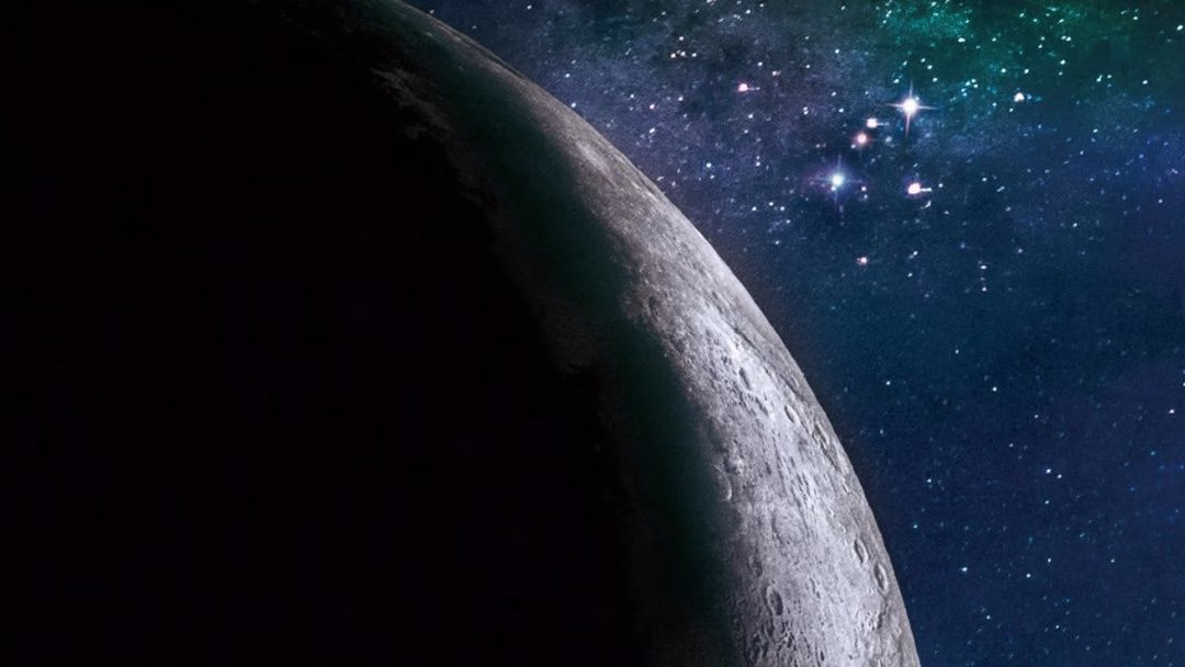 «Luna: Luna de Lobos» (Ian McDonald, Nova)