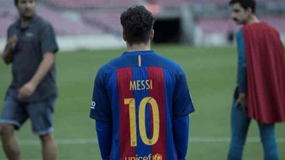 Imágenes del rodaje de «Superlópez» en el Camp Nou