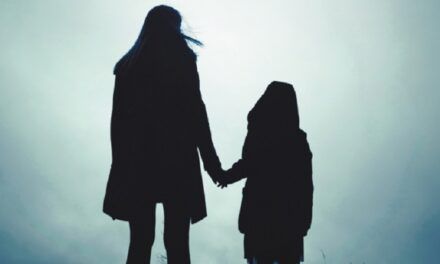 «Las hermanas de Crest» (Sandrine Destombes, Reservoir Books)