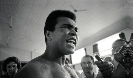 "Muhammad Ali. Kinsasa 1974" (Abbas, Jean-David Morvan y Rafael Ortiz, Diábolo Ediciones) magnumali_destacada