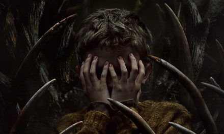 «Antlers: Criatura Oscura»