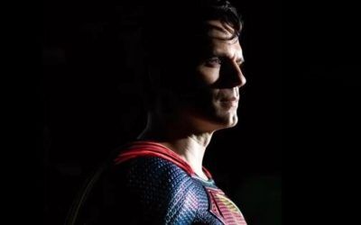 Henry Cavill vuelve a volar