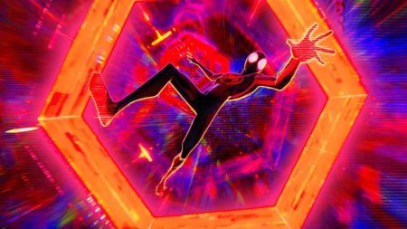 "Spider-Man: Cruzando el multiverso" (Joaquim Dos Santos, Kemp Powers y Justin K. Thompson, 2023) Spider-Man: Cruzando el multiverso