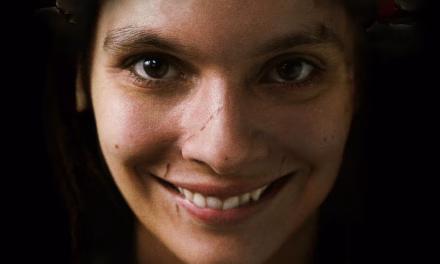 «Smile» (Parker Finn, 2022)