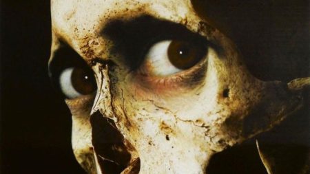"Terroríficamente muertos" (Sam Raimi, 1987) Terroríficamente muertos